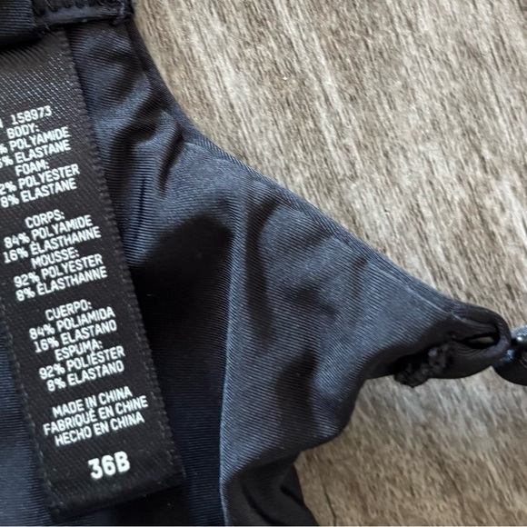 SKIMS Bra Weightless Demi Fits Everybody Black Mesh Sheer Womens 36B - Picture 9 of 9